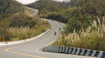 La ruta de las mil curvas y el Triangulo de Oro