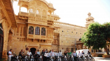 Rajasthan - Fuertes, palacios y colores